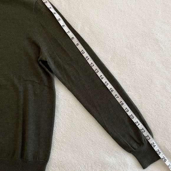 Saks Merino Wool Turtleneck - Picture 4 of 5